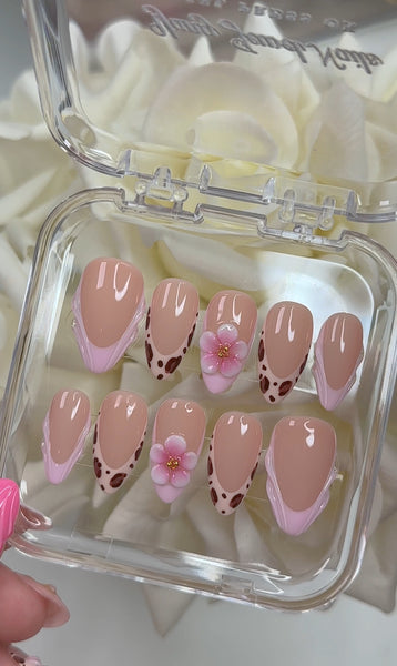 3D Pink French Tip With Leopard Print