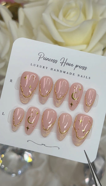 Pearl Tip with Chrome Stars - Medium Almond