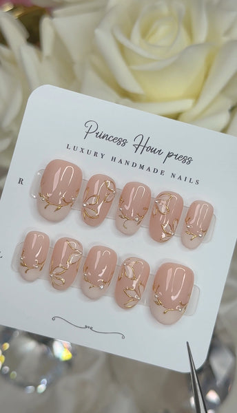 Flower with Chrome French Tip - Short Round