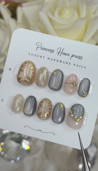 Black Cateye with Chrome Flower - XShort Round