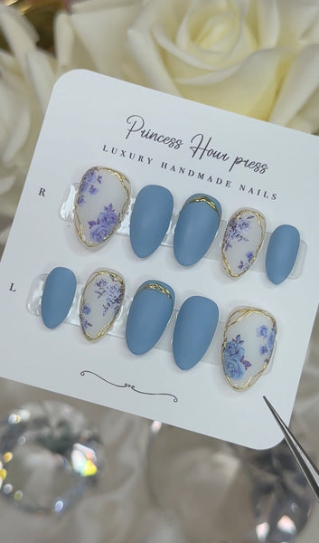 Blue Roses with Chrome - Short Almond