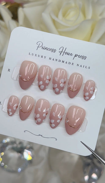 Soft Ombre with Flower - Short Almond