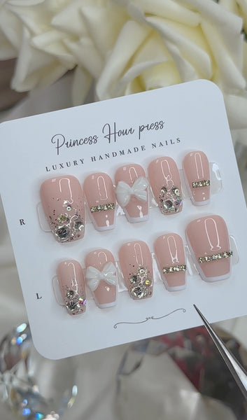 Crystal Tip With White Bow - Short Coffin