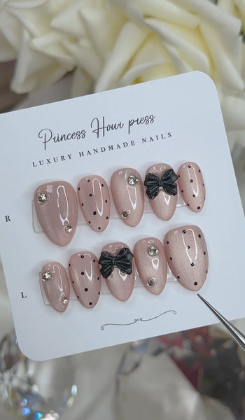 Cateye Polka Dot With Bow - Short Almond