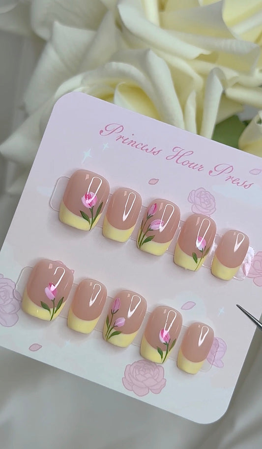 Yellow French Tip With Tulip